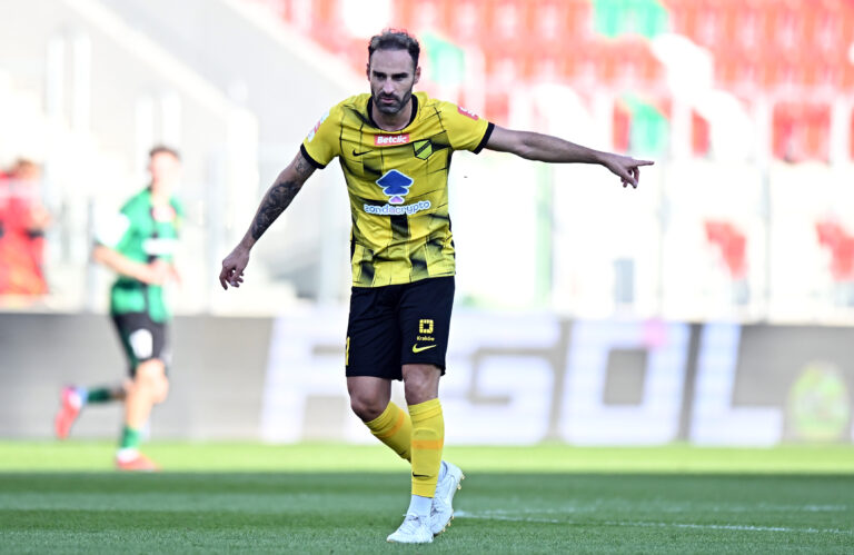 2025.08.25 Sosnowiec
Pilka nozna Betclic Pierwsza I liga Sezon 2025/2026
Wieczysta Krakow - Gornik Leczna
N/z Rafael Lopes
Foto Norbert Barczyk / PressFocus

2025.08.25 Sosnowiec
Football Polish League Second Level 2025/2026 Season
Rafael Lopes
Credit: Norbert Barczyk / PressFocus