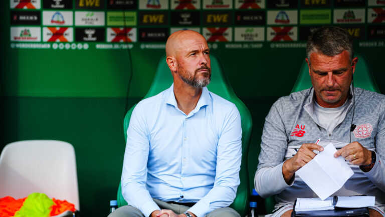 Erik ten Hag Bayer 04 Leverkusen, Trainer GER, SV Werder Bremen vs. Bayer 04 Leverkusen, Fussball, Bundesliga, Spieltag 2, Spielzeit 2025/2026, 30.08.2025 DFL REGULATIONS PROHIBIT ANY USE OF PHOTOGRAPHS AS IMAGE SEQUENCES AND/OR QUASI-VIDEO GER, SV Werder Bremen vs. Bayer 04 Leverkusen, Fussball, Bundesliga, Spieltag 2, Spielzeit 2025/2026, 30.08.2025 Bremen *** Erik ten Hag Bayer 04 Leverkusen, Coach GER, SV Werder Bremen vs Bayer 04 Leverkusen, Football, Bundesliga, Matchday 2, Season 2025 2026, 30 08 2025 DFL REGULATIONS PROHIBIT ANY USE OF PHOTOGRAPHS AS IMAGE SEQUENCES AND OR QUASI VIDEO GER, SV Werder Bremen vs Bayer 04 Leverkusen, Football, Bundesliga, Matchday 2, Season 2025 2026, 30 08 2025 Bremen Copyright: xEibner-Pressefoto/MarcelxvonxFehrnx EP_MFN
2025.08.30 Brema
pilka nozna , liga niemiecka
SV Werder Brema - Bayer 04 Leverkusen
Foto IMAGO/PressFocus

!!! POLAND ONLY !!!