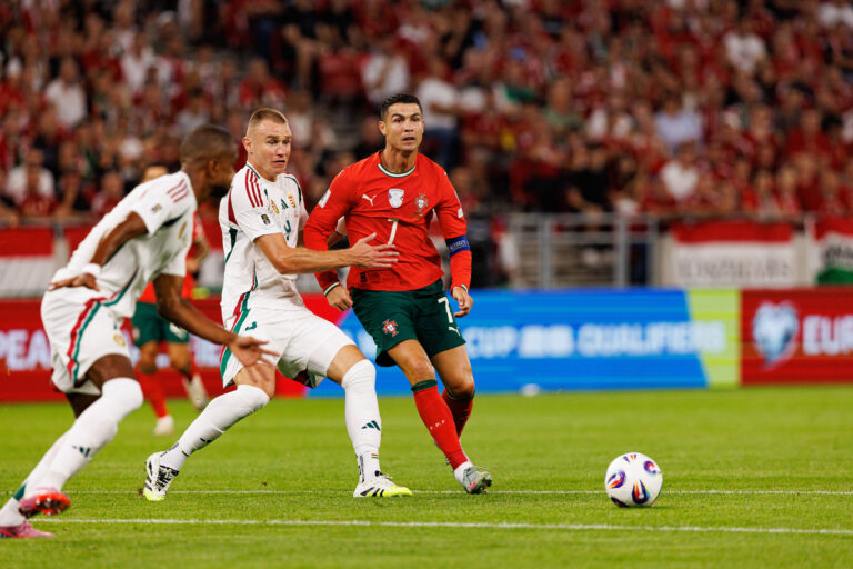 Attila Szalai and Cristiano Ronaldo seen during World Cup 2026 European qualification game between national teams of Hungary and Poland Maciej Rogowski/ Ball Raw Images Budapest Puskas Arena Hungary Copyright: xMaciejxRogowskix maciejrogowski_hungaryvsportugal_2526-402
2025.09.09 Budapeszt
pilka nozna eliminacje kwalifikacje do mistrzostw swiata 2026
Wegry - Portugalia
Foto IMAGO/PressFocus

!!! POLAND ONLY !!!