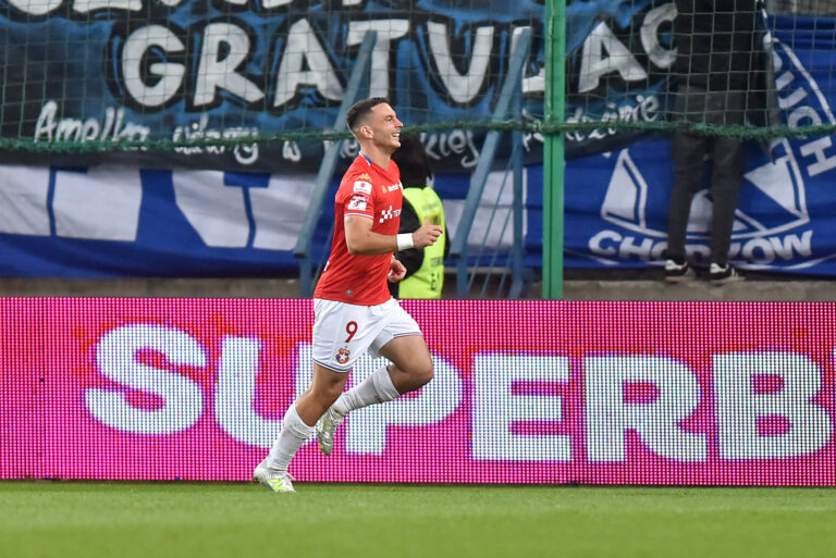 2025.10.05 Krakow
Pilka nozna , Betclic I liga , sezon 2025/26
Wisla Krakow - Ruch Chorzow
N/z Angel Rodado, radosc po bramce na 3-0, gol, bramka
Foto Krzysztof Porebski / PressFocus

2025.10.05 Krakow
Football , Polish league, second level , 2025/2026 season
Wisla Krakow - Ruch Chorzow
Angel Rodado, radosc po bramce na 3-0, gol, bramka
Credit: Krzysztof Porebski / PressFocus