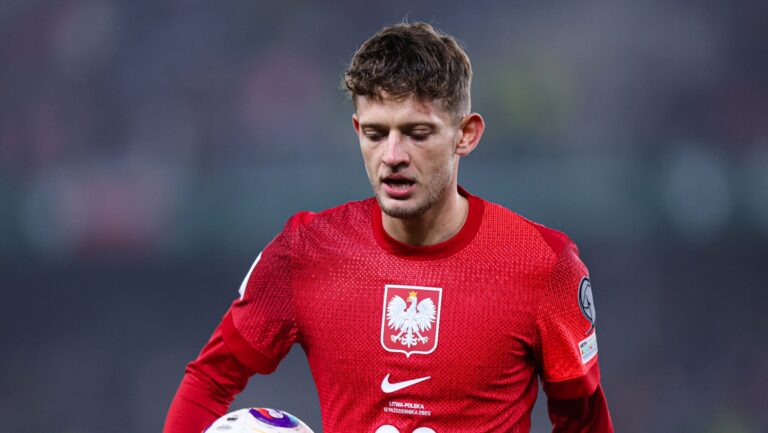 2025.10.12 Kowno
Pilka nozna Kwalifikacje Mistrzostw Swiata 2026
Litwa - Polska
N/z Sebastian Szymanski
Foto Pawel Andrachiewicz / PressFocus

2025.10.12 Kaunas
Football - FIFA World Cup 2026 Qualifying round
Press conference and training before Lithuania - Poland
Sebastian Szymanski
Credit: Pawel Andrachiewicz / PressFocus