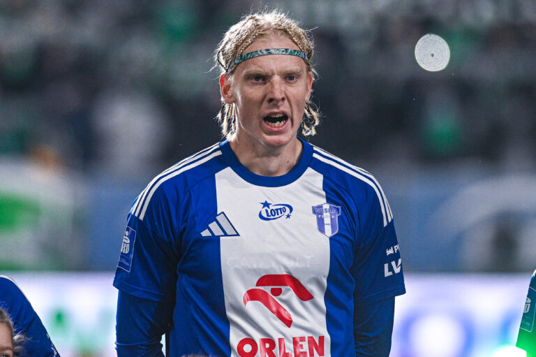 2025.10.27 Radom PKO Ekstraklasa Sezon 2025/2026 Radomiak Radom - Wisla Plock

N/z Andrias Edmundsson

Foto Kacper Pacocha / PressFocus 

2025.10.27 Radom Football Polish Ekstraklasa Season 2025/2026 Radomiak Radom - Wisla Plock 

Credit: Kacper Pacocha / PressFocus