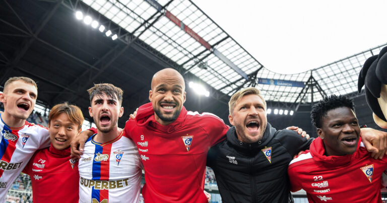 2025.11.02 Zabrze
Pilka nozna PKO Ekstraklasa sezon 2025/2026
Gornik Zabrze - Arka Gdynia
N/z Matus Kmet Young Jun Goh Bastien Donio Gabriel Barbosa Szymon Matuszek Abbati Abdullahi
Foto PressFocus / PressFocus

2025.11.02 Zabrze
Football Polish League PKO Ekstraklasa season 2025/2026
Gornik Zabrze - Arka Gdynia
Matus Kmet Young Jun Goh Bastien Donio Gabriel Barbosa Szymon Matuszek Abbati Abdullahi
Credit: PressFocus / PressFocus