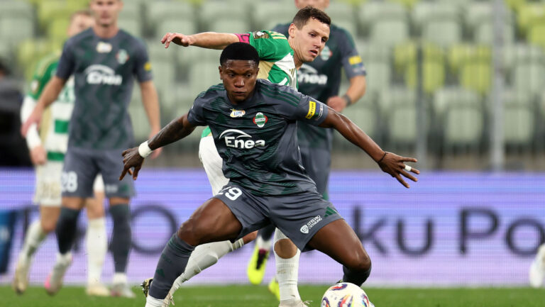 2025.11.03 Gdansk Pilka nozna PKO BP Ekstraklasa sezon 2025/2026 Lechia Gdansk - Radomiak Radom N/z Depu Iwan Zelizko Zhelizko Foto Piotr Matusewicz / PressFocus

2025.11.03 Gdansk
Football Polish PKO BP Ekstraklasa season 2025/2026 
Lechia Gdansk - Radomiak Radom 
Depu Iwan Zelizko Zhelizko 
Credit: Piotr Matusewicz / PressFocus