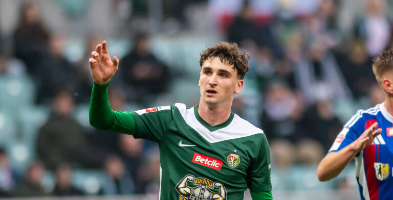 2025.11.09 Wroclaw
pilka nozna Betclic 1.Liga sezon 2025/2026
Slask Wroclaw - Polonia Bytom
N/z Jakub Jezierski
Foto Gleb Soboliev / PressFocus

2025.11.09 Wroclaw
Football - Polish Second division season 2025/2026
Slask Wroclaw - Polonia Bytom
Jakub Jezierski
Credit: Gleb Soboliev / PressFocus