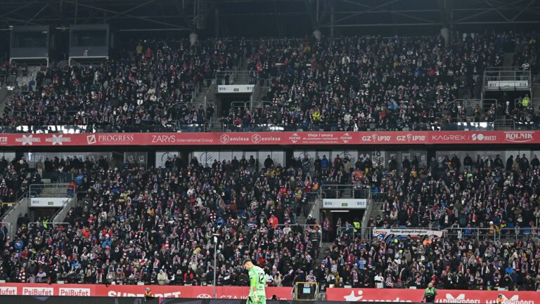 2025.11.21 Zabrze
Pilka nozna PKO Ekstraklasa sezon 2025/2026
Gornik Zabrze - Wisla Plock
N/z kibice gornik zabrze
Foto Lukasz Sobala / PressFocus

2025.11.21 Zabrze
Football Polish League PKO Ekstraklasa season 2025/2026
Gornik Zabrze - Wisla Plock
kibice gornik zabrze
Credit: Lukasz Sobala / PressFocus