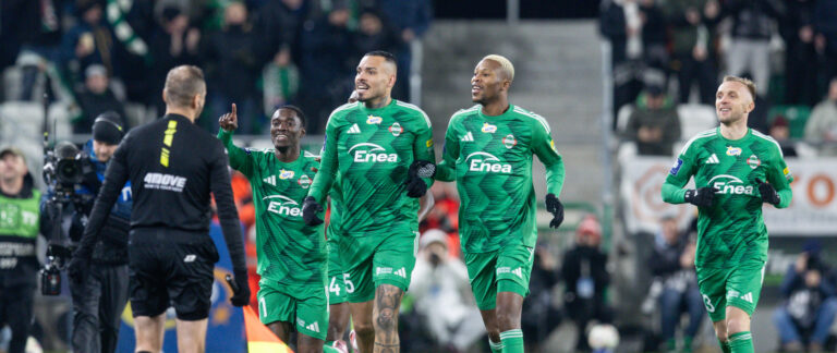 2025.11.28 Radom pilka nozna PKO Ekstraklasa sezon 2025/2026
Radomiak Radom - Gornik Zabrze
N/z Capita Capemba (Radomiak), Jeremy Blasco (Radomiak), Ibrahima Camara (Radomiak), Jan Grzesik (Radomiak), radosc
Foto Tomasz Jastrzebowski / Foto Olimpik / PressFocus

2025.11.28 Radom Football PKO Ekstraklasa season 2025/2026
Radomiak Radom - Gornik Zabrze
Capita Capemba (Radomiak), Jeremy Blasco (Radomiak), Ibrahima Camara (Radomiak), Jan Grzesik (Radomiak), radosc
Credit: Tomasz Jastrzebowski / Foto Olimpik / PressFocus