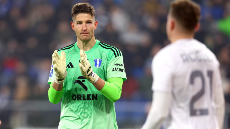 2025.11.30 Plock Pilka Nozna PKO BP Ekstraklasa Sezon 2025/2026 Wisla Plock - Lech Poznan Nz Rafal Leszczynski Foto:Artur Kraszewski / PressFocus

2025.11.30 Plock Football PKO BP Ekstraklasa Polish League 2025/2026 Wisla Plock - Lech Poznan Rafal Leszczynski Credit:Artur Kraszewski / PressFocus