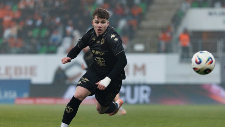 2025.11.30 Lubin
Pilka nozna PKO Ekstraklasa sezon 2025/2026
KGHM Zaglebie Lubin - Jagiellonia Bialystok
N/z Oskar Pietuszewski
Foto Tomasz Folta / PressFocus

2025.11.30 Lubin
Football PKO Ekstraklasa season 2025/2026
KGHM Zaglebie Lubin - Jagiellonia Bialystok
Oskar Pietuszewski
Credit: Tomasz Folta / PressFocus