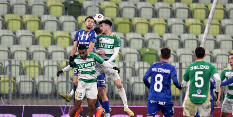 2025.12.02 Gdansk Pilka nozna 1/8 finalu STS Pucharu Polski sezon 2025/2026 Lechia Gdansk - Gornik Zabrze N/z Mohamed Awad Alla Maksymilian Pingot Rifet Kapic Foto Piotr Matusewicz / PressFocus

2025.12.02 Gdansk
Football Polish Cup season 2025/2026 
Lechia Gdansk - Gornik Zabrze 
Mohamed Awad Alla Maksymilian Pingot Rifet Kapic 
Credit: Piotr Matusewicz / PressFocus