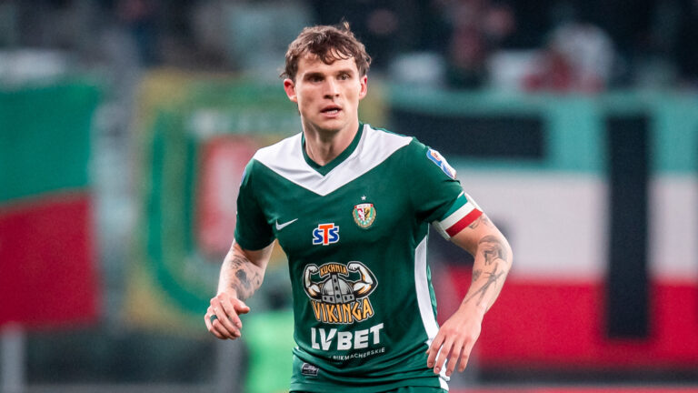 2025.12.03 Wroclaw
Pilka nozna Runda 1/8 Finału STS Pucharu Polski sezon 2025/2026
Slask Wroclaw - Rakow Czestochowa
N/z Serafin Szota
Foto Mateusz Porzucek PressFocus

2025.12.03 Wroclaw
Football Polish Cup season 2025/2026
Slask Wroclaw - Rakow Czestochowa
Serafin Szota
Credit: Mateusz Porzucek PressFocus