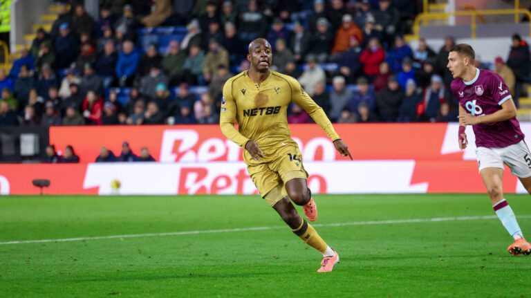 Burnley v Crystal Palace Premier League 03/12/2025. Crystal Palace forward Jean-Philippe Mateta 14 during the Premier League match between Burnley and Crystal Palace at Turf Moor, Burnley, England on 3 December 2025. Editorial use only DataCo restrictions apply See www.football-dataco.com , Copyright: xSimonxDaviesx PSI-23329-0148
2025.12.03 Burnley
pilka nozna , Liga Angielska
Burnley - Crystal Palace
Foto IMAGO/PressFocus

!!! POLAND ONLY !!!