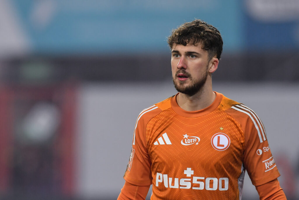 2025.12.06 Gliwice
Pilka nozna PKO Ekstraklasa sezon 2025/2026
Piast Gliwice - Legia Warszawa
N/z Kacper Tobiasz
Foto Mateusz Sobczak / PressFocus

2025.12.06 Gliwice
Football Polish League PKO Ekstraklasa season 2025/2026
Piast Gliwice - Legia Warszawa
Kacper Tobiasz
Credit: Mateusz Sobczak / PressFocus