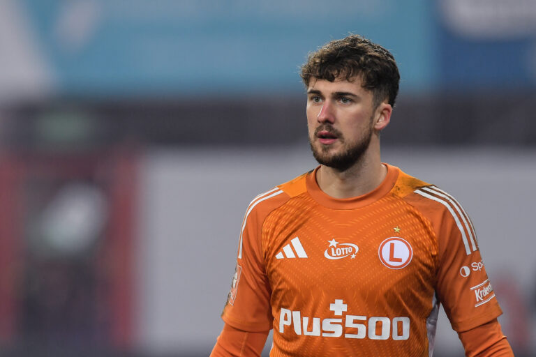 2025.12.06 Gliwice
Pilka nozna PKO Ekstraklasa sezon 2025/2026
Piast Gliwice - Legia Warszawa
N/z Kacper Tobiasz
Foto Mateusz Sobczak / PressFocus

2025.12.06 Gliwice
Football Polish League PKO Ekstraklasa season 2025/2026
Piast Gliwice - Legia Warszawa
Kacper Tobiasz
Credit: Mateusz Sobczak / PressFocus