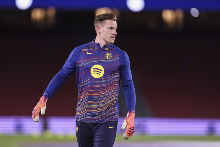 Marc-Andre ter Stegen of FC Barcelona warms up during the Spanish championship LaLiga football match between FC Barcelona and CA Osasuna on 13 December 2025 at Camp Nou stadium in Barcelona, Spain (Photo by /Sipa USA)
2025.12.13 Barcelona
pilka nozna liga hiszpanska
FC Barcelona - Osasuna Pampeluna
 
Foto IPA/SIPA USA/PressFocus

!!! POLAND ONLY !!!