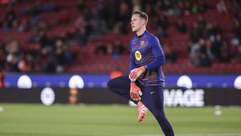 Marc-Andre ter Stegen of FC Barcelona warms up during the Spanish championship LaLiga football match between FC Barcelona and CA Osasuna on 13 December 2025 at Camp Nou stadium in Barcelona, Spain (Photo by /Sipa USA)
2025.12.13 Barcelona
pilka nozna liga hiszpanska
FC Barcelona - Osasuna Pampeluna
 
Foto IPA/SIPA USA/PressFocus

!!! POLAND ONLY !!!
