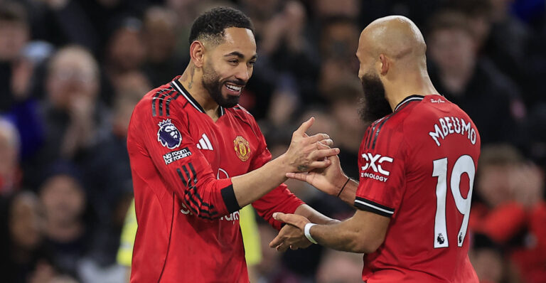 Manchester United, ManU v Bournemouth Premier League 15/12/2025. Matheus Cunha 10 of Manchester United celebrates scoring to make it 4-3 with Bryan Mbeumo 19 of Manchester United during the Premier League match between Manchester United and Bournemouth at Old Trafford, Manchester, England on 15 December 2025. Manchester Old Trafford Greater Manchester England Editorial use only DataCo restrictions apply See www.football-dataco.com , Copyright: xConorxMolloyx PSI-23424-0102
2025.12.15 Manchester
pilka nozna , liga angielska
Manchester United - AFC Bournemouth
Foto IMAGO/PressFocus

!!! POLAND ONLY !!!