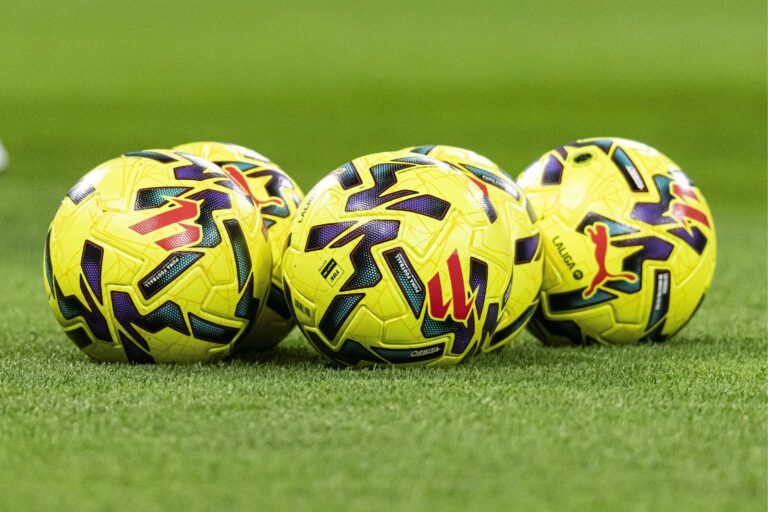 Spanish La Liga EA Sports soccer match Real Madrid vs Sevilla at Santiago Bernabeu stadium in Madrid, Spain. 20 December 2025 900/Cordon Press PUBLICATIONxNOTxINxFRAxESP 900/CordonxPress LOF - Real Madrid vs Sevilla
2025.12.20 Madryt
pilka nozna , liga hiszpanska
Real Madryt - Sevilla FC
Foto IMAGO/PressFocus

!!! POLAND ONLY !!!