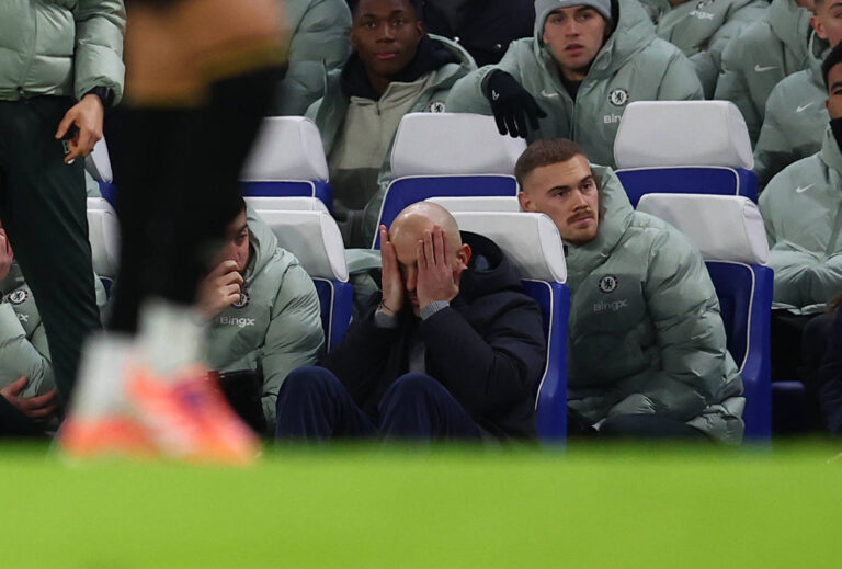 London, England, 30th December 2025. Enzo Maresca, Manager of Chelsea reacts during the Chelsea vs AFC Bournemouth Premier League match at Stamford Bridge, London. Picture credit should read: Paul Terry / Sportimage EDITORIAL USE ONLY. No use with unauthorised audio, video, data, fixture lists, club/league logos or live services. Online in-match use limited to 120 images, no video emulation. No use in betting, games or single club/league/player publications. SPI_030_PT_Chelsea_Bournemouth SPI-4402-0030
2025.12.30 Londyn
pilka nozna , Liga Angielska
Chelsea Londyn - AFC Bournemouth
Foto IMAGO/PressFocus

!!! POLAND ONLY !!!