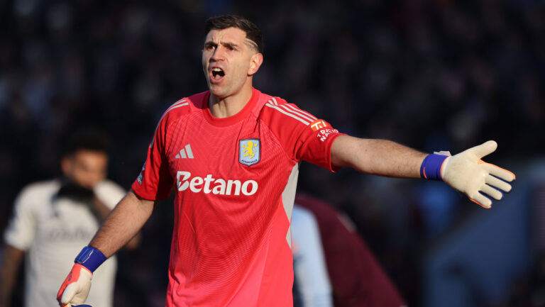 Emiliano Martinez AV at the Aston Villa v Nottingham Forest EPL match, at Villa Park, Birmingham, UK on 3rd January, 2026. PUBLICATIONxNOTxINxUK
2026.01.03 Brmingham
pilka nozna , Liga Angielska
Aston Villa - Nottingham Forest
Foto IMAGO/PressFocus

!!! POLAND ONLY !!!