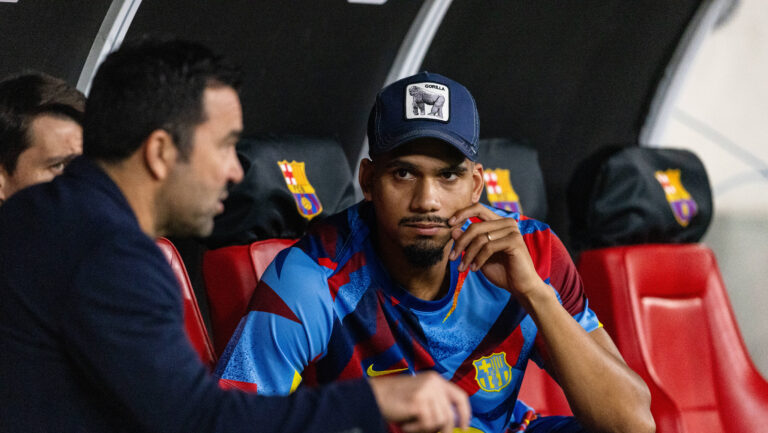Ronald Araujo seen during Spanish Supercup Semifinal game between FC Barcelona, Barca and Athletic Club Maciej Rogowski/Ball Raw Images Jeddah King Abdullah Sports City Saudi Arabia Copyright: xMaciejxRogowskix ROG_BARvsATL-73
2026.01.07 Dzedda
pilka nozna Superpuchar Hiszpanii
FC Barcelona - Athletic Bilbao

Foto IMAGO/PressFocus

!!! POLAND ONLY !!!