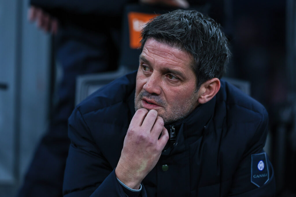 Cristian Chivu Head Coach of FC Internazionale looks on during Serie A 2025/26 football match between FC Internazionale and US Lecce at San Siro Stadium. (Photo by Fabrizio Carabelli / SOPA Images/Sipa USA)
2026.01.14 Mediolan
pilka nozna liga wloska
Inter Mediolan - US Lecce
Foto SOPA Images/SIPA USA/PressFocus

!!! POLAND ONLY !!!