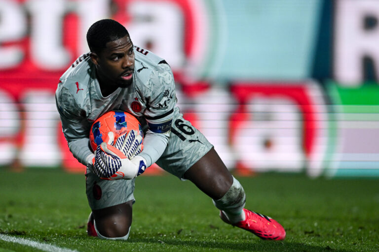 Cm Como 15/01/2026 - campionato di calcio Serie A / Como-Milan / foto Cristiano Mazzi/Image nella foto: Mike Maignan PUBLICATIONxNOTxINxITA
2026.01.15 Como
pilka nozna liga wloska
Como 1907 - AC Milan
Foto IMAGO/PressFocus

!!! POLAND ONLY !!!