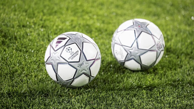 1/20/2026 - VILLARREAL - Champions League match balls on the pitch for the UEFA Champions League match between Villarreal CF and AFC Ajax at the Estadio de la Cerámic on January 20, 2026, in Villarreal, Spain. BAS CZERWINSKI / ANP /ANP/Sipa USA
2026.01.20 Villarreal 
pilka nozna liga mistzow
Villarreal CF - Ajax Amsterdam
Foto ANP/SIPA USA/PressFocus

!!! POLAND ONLY !!!