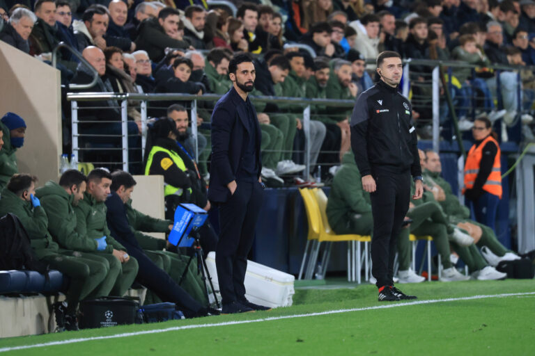 Spain - LaLiga EA Sports - Villarreal CF vs Real Madrid CF - 24/01/2026 SPAIN, VILLARREAL, JANUARY 24. Alvaro Arbeloa head Coach of Real Madrid during the LaLiga EA Sports match between Villarreal CF and Real Madrid CF on January 24, 2026 at Estadio de la Ceramica in Villarreal, Spain. Photo by Manuel Blondeau/ AOP.Press Villarreal Estadio de la Ceramica Spain Copyright: x ManuelxBlondeau/AOP.Pressx AOP20260124-0177
2026.01.24 Villarreal
pilka nozna liga hiszpanska
Villarreal CF - Real Madryt
Foto IMAGO/PressFocus

!!! POLAND ONLY !!!