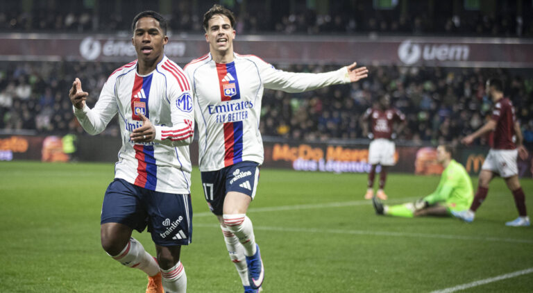 Joie des joueurs de l'equipe de Olympique de Lyon apres le but de Endrick #9 - Photo :  Elyxandro CEGARRA / Elyxandro Cegarra / Psnewz / SIPA /00321243_0180//Credit:PSNEWZ/SIPA/2601252059
2026.01.25 Metz
pilka nozna liga francuska
FC Metz - Olimpique Lyon
Foto PSNEWZ/SIPA/PressFocus

!!! POLAND ONLY !!!