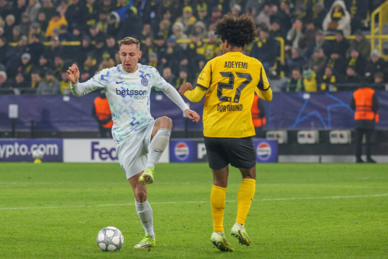 Dortmund, Deutschland 28. Januar 2026: Champions League - 2025/2026 - Borussia Dortmund vs. Inter Mailand Im Bild: v.li. Davide Frattesi Inter und Karim Adeyemi BVB Signal Iduna Park Nordrhein Westfalen *** Dortmund, Germany January 28, 2026 Champions League 2025 2026 Borussia Dortmund vs Inter Milan Pictured from left Davide Frattesi Inter and Karim Adeyemi BVB Signal Iduna Park Nordrhein Westfalen Copyright: xFotostandx/xFantinix
2026.01.28 Dortmund
pilka nozna Liga Mistrzow
Borussia Dortmund - Inter Mediolan
Foto IMAGO/PressFocus

!!! POLAND ONLY !!!