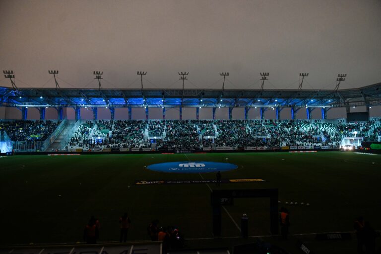 2026.01.30 Radom PKO Ekstraklasa Sezon 2025/2026 Radomiak Radom - Arka Gdynia

N/z awaria pradu na stadionie 

Foto Kacper Pacocha / PressFocus 

2025.01.30 Radom Football Polish Ekstraklasa Season 2025/2026 Radomiak Radom - Arka Gdynia

Credit: Kacper Pacocha / PressFocus