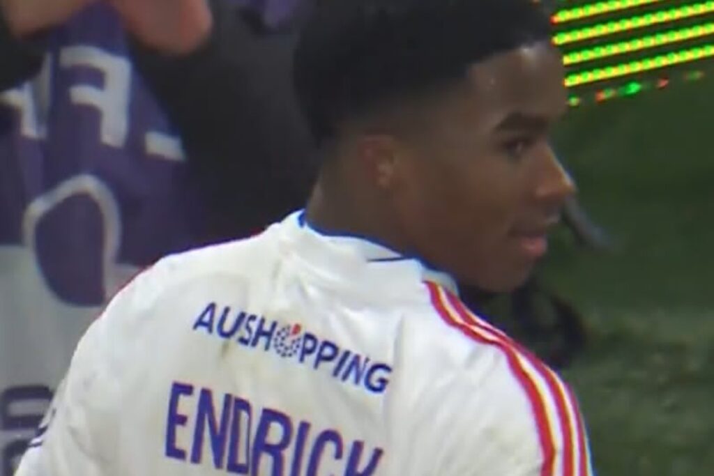 Endrick show! Brazylijczyk z hat-trickiem w Ligue 1 [WIDEO]
