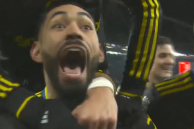 O tym golu mówi cała Anglia! Tak Manchester United pokonał Arsenal [WIDEO]