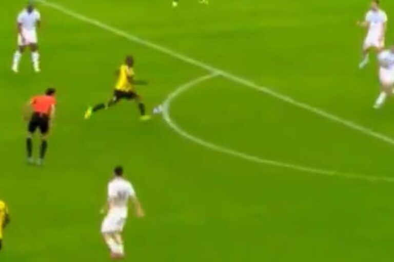 On wciąż to ma! N’Golo Kante z pięknym golem! [WIDEO]