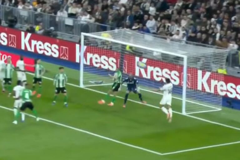 Real już prowadzi! Świetny strzał głową [WIDEO]