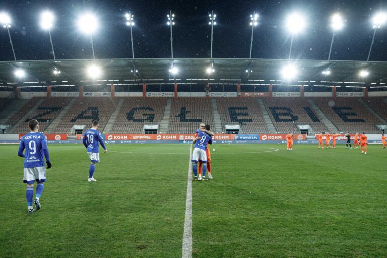 2021.01.29 Lubin
Pilka nozna PKO Ekstraklasa sezon 2020/2021
KGHM Zaglebie Lubin - Wisla Plock
N/z Sasa Balic Patryk Tyuszynski pusty stadion Koronawirus Coronavirus Covid19
Foto Tomasz Folta / PressFocus

2021.01.29 Lubin
Football PKO Ekstraklasa season 2020/2021
KGHM Zaglebie Lubin - Wisla Plock
Sasa Balic Patryk Tyuszynski pusty stadion Koronawirus Coronavirus Covid19
Credit: Tomasz Folta / PressFocus