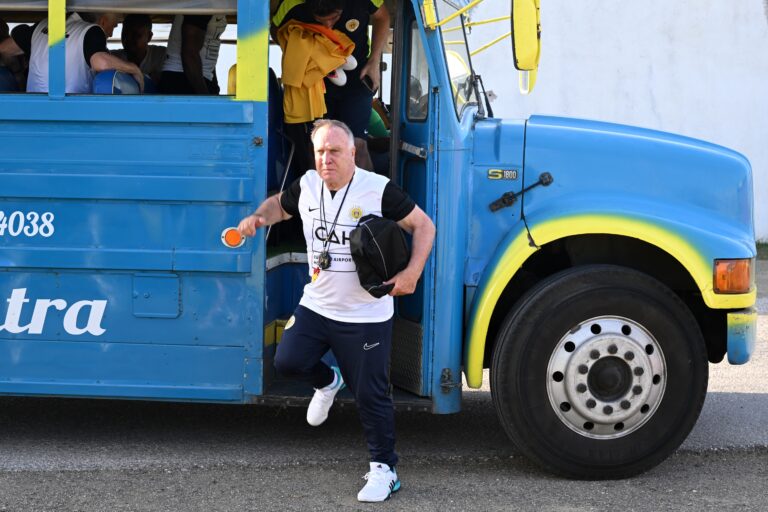 6/2/2024 - WILLEMSTAD - Curacao coach Dick Advocaat steps off the Curacao player bus during a training session of the Curacao football team at the Ergilio Hato stadium on June 2 (local time) in Willemstad, Curacao. The Curacao football team is preparing for the World Cup qualifying matches against Barbados and Aruba. ANP | Hollandse Hoogte | GERRIT VAN COLOGNE /ANP/Sipa USA
2024.06.02 Willemstad
pilka nozna reprezentacja Curacao
Zgrupowanie reprezentacji Curacao
Foto ANP/SIPA USA/PressFocus

!!! POLAND ONLY !!!