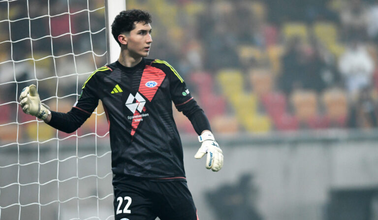 2024.11.07 Bialystok pilka nozna Liga Konferencji Europy 2024/2025 Jagiellonia Bialystok - Molde FK N/z Albert Posiadala bramkarz Molde FK Foto Michal Kosc / PressFocus 
2024.11.07 Bialystok Football - UEFA Conference League 2024/2025 Jagiellonia Bialystok - Molde FK Credit: Michal Kosc / PressFocus