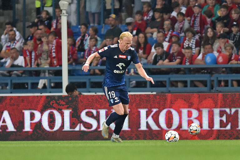 2025.05.02 Krakow
Pilka nozna , Betclic I liga , sezon 2024/25
Wisla Krakow - Wisla Plock
N/z Andrias Edmundsson
Foto Krzysztof Porebski / PressFocus

2025.05.02 Krakow
Football , Polish league, second level , 2024/2025 season
Wisla Krakow - Wisla Plock
Andrias Edmundsson
Credit: Krzysztof Porebski / PressFocus