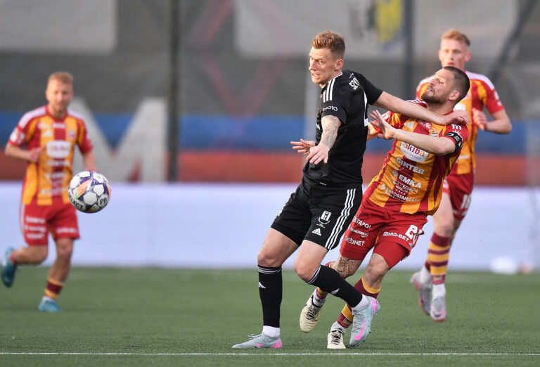 2025.05.24 Bytom
Pilka Nozna Betclic 2 Druga Liga Sezon 2024/2025
Polonia Bytom - Chojniczanka Chojnice 
N/z Remigiusz Szywacz Valerijs Sabala
Foto Norbert Barczyk / PressFocus

2025.05.24 Bytom
Football Polish Second Division Season 2024/2025
Remigiusz Szywacz Valerijs Sabala
Credit: Norbert Barczyk / PressFocus
