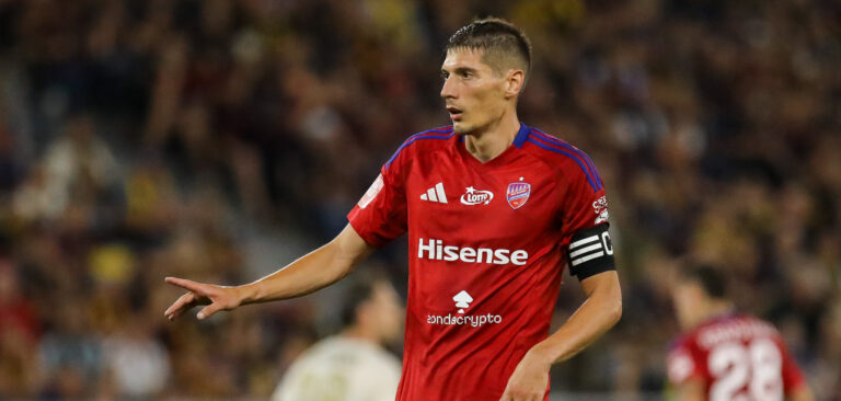 2025.08.31 Szczecin
pilka nozna PKO Ekstraklasa sezon 2025/2026
Pogon Szczecin - Rakow Czestochowa
N/z Zoran Arsenic
Foto Kasia Dzierzynska / PressFocus

2025.08.31 Szczecin
Football - Polish PKO Ekstraklasa season 2025/2026
Pogon Szczecin - Rakow Czestochowa
Zoran Arsenic
Credit: Kasia Dzierzynska / PressFocus