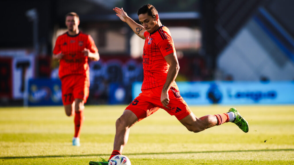 2025.10.04 Nieciecza
Pilka nozna PKO Ekstraklasa 2025/2026
Bruk-Bet Termalica Nieciecza - Widzew Lodz
N/z Diego Deisadze
Foto Marta Badowska / PressFocus

2025.10.04 Nieciecza
Football Polish PKO Ekstraklasa Season 2025/2026
Diego Deisadze
Credit: Marta Badowska / PressFocus