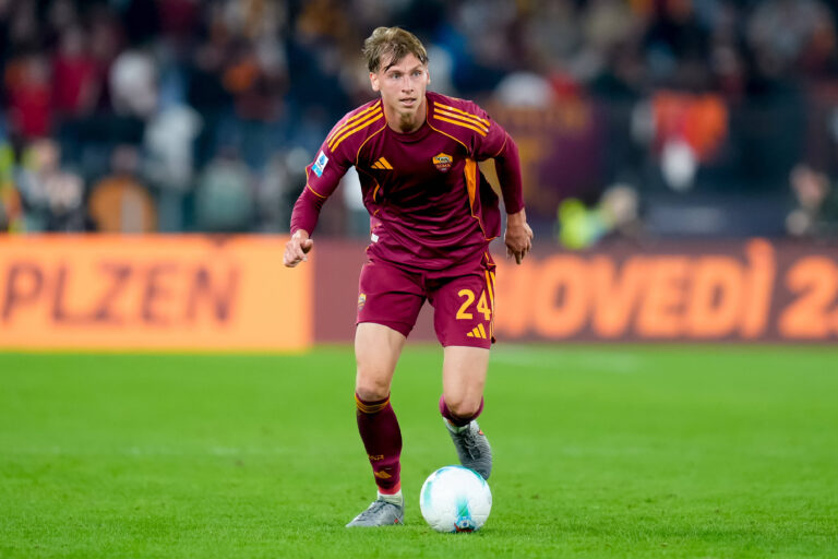 AS Roma v FC Internazionale - Serie A Enilive Jan Ziolkowski of AS Roma in action during the Serie A Enilive match between AS Roma and FC Internazionale at Stadio Olimpico on October 18, 2025 in Rome, Italy. Rome Stadio Olimpico Lazio Italy Copyright: xGiuseppexMaffiax 251018_SerieA_Roma-Inter_0985
2025.10.18 Rzym
pilka nozna , liga wloska
AS Roma - Inter Mediolan
Foto IMAGO/PressFocus

!!! POLAND ONLY !!!