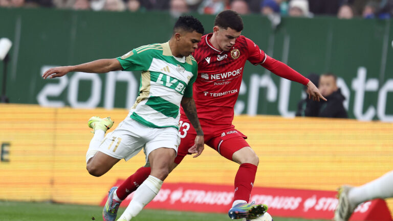 2025.11.08 Gdansk Pilka nozna PKO BP Ekstraklasa sezon 2025/2026 Lechia Gdansk - Widzew Lodz N/z Camilo Mena Dion Gallapeni Foto Piotr Matusewicz / PressFocus

2025.11.08 Gdansk
Football Polish PKO BP Ekstraklasa season 2025/2026 
Lechia Gdansk - Widzew Lodz 
Camilo Mena Dion Gallapeni 
Credit: Piotr Matusewicz / PressFocus