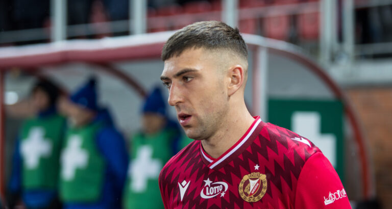 2025.11.23 Lodz Pilka Nozna PKO BP Ekstraklasa Sezon 2025/2026 Widzew Lodz - Korona Kielce Nz Sebastian Bergier Foto. Dawid Figura / PressFocus

2025.11.23 Lodz Football Polish PKO Ekstraklasa Season 2025/2026 Widzew Lodz - Korona Kielce Sebastian Bergier Credit: Dawid Figura / PressFocus