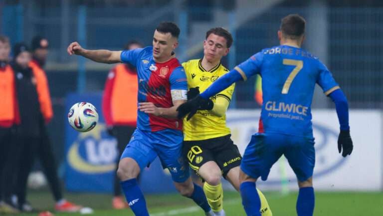 2025.11.28 Gliwice
Pilka nozna PKO Ekstraklasa sezon 2025/2026
Piast Gliwice - Widzew Lodz
N/z Antoni Klukowski
Foto Sebastian Sienkiewicz / PressFocus

2025.11.28 Gliwice
Football - Polish PKO Ekstraklasa season 2025/2026
Piast Gliwice - Widzew Lodz
Antoni Klukowski
Credit: Sebastian Sienkiewicz / PressFocus