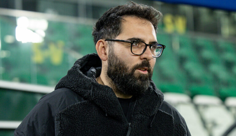 2025.11.28 Warszawa pilka nozna PKO Ekstraklasa sezon 2025/2026
Radomiak Radom - Gornik Zabrze
N/z Trener Goncalo Feio (Radomiak)
Foto Tomasz Jastrzebowski / Foto Olimpik / PressFocus

2025.11.28 Warsaw Football PKO Ekstraklasa season 2025/2026
Radomiak Radom - Gornik Zabrze
Trener Goncalo Feio (Radomiak)
Credit: Tomasz Jastrzebowski / Foto Olimpik / PressFocus