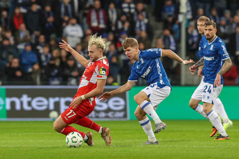 2025.12.11 Poznan
Pilka nozna UEFA Liga Konferencji Faza Ligowa
Lech Poznan - FSV Mainz 05
N/z Benedict Hollerbach Antoni Kozubal
Foto Pawel Jaskolka / PressFocus

2025.12.11 Poznan
Football UEFA Conference League Lech Poznan - FSV Mainz 05
Credit: Pawel Jaskolka / PressFocus