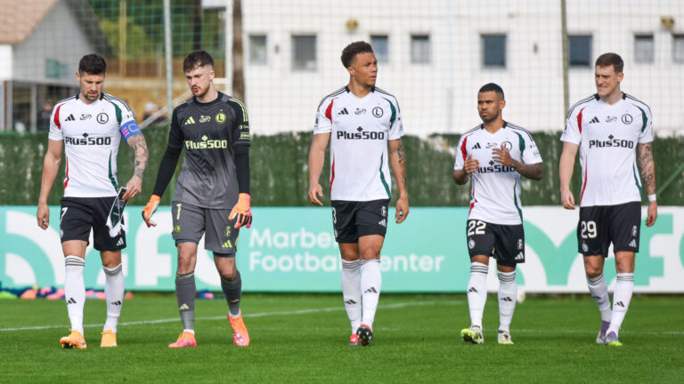 2026.01.16 Marbella, Hiszpania
pilka nozna przygotowania do sezonu Ekstraklasa sparing mecz towarzyski
Legia Warszawa - Sigma Olomuniec
N/Z Pawel Wszolek Kacper Tobiasz Steve Kapuadi Juergen Elitim MIleta Rajovic
Foto Wojciech Dobrzynski / Legionisci.com / PressFocus 
2026.01.16 Marbella, Spain
football preseason Ekstraklasa friendly match
Legia Warszawa - Sigma Olomouc
Credit: Wojciech Dobrzynski / Legionisci.com / PressFocus